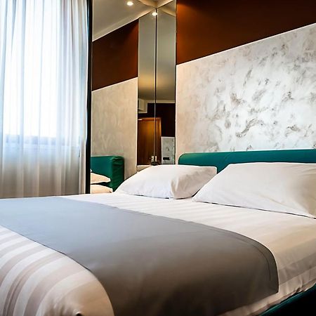 Business Hotel Casale Monferrato Exterior foto