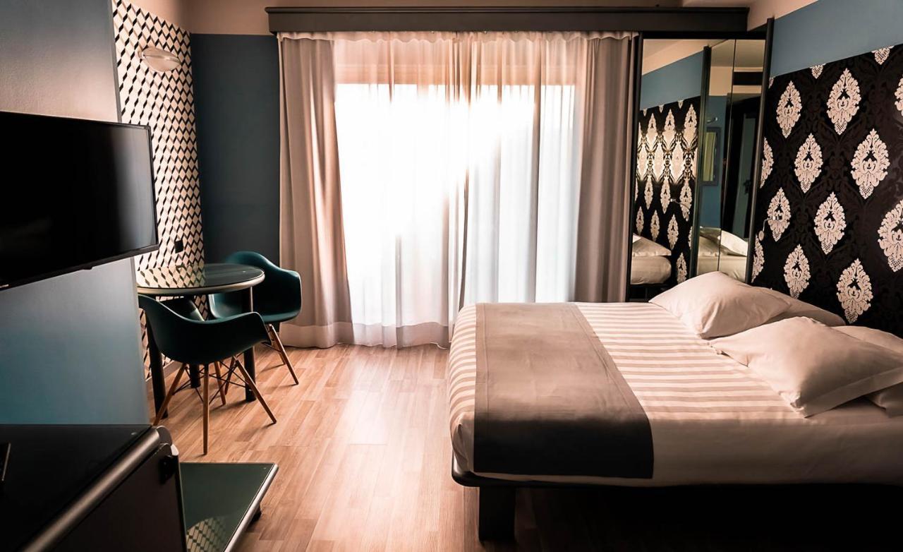 Business Hotel Casale Monferrato Exterior foto